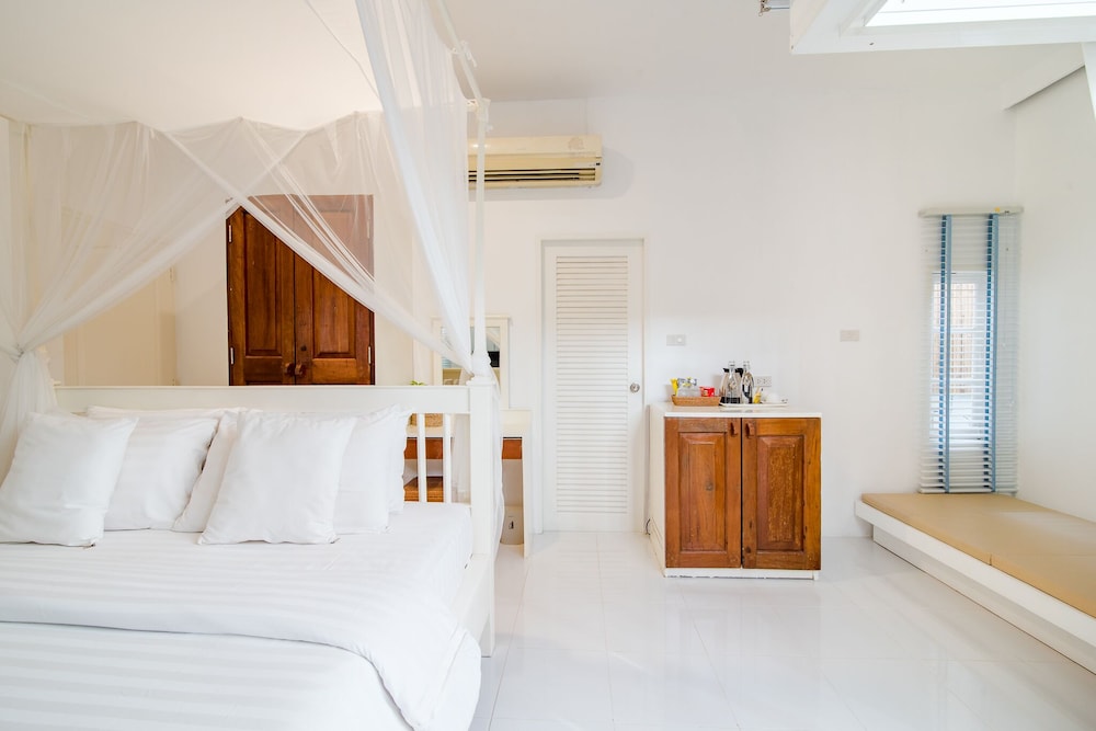 baan kang mung hua hin on the beach