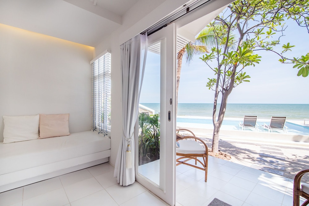 baan kang mung hua hin on the beach