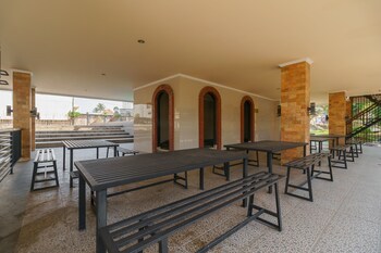 reddoorz resort premium sangkan hurip kuningan