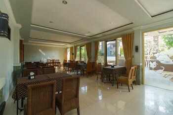 reddoorz resort premium sangkan hurip kuningan