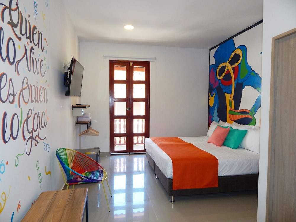 ethnic thematic hotel