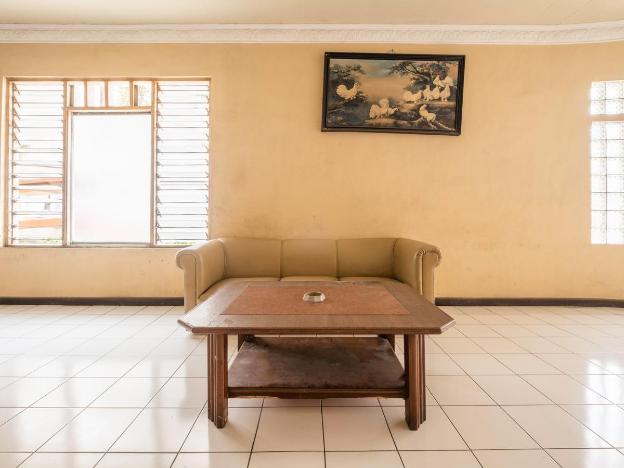 spot on 2341 hotel padjajaran 2
