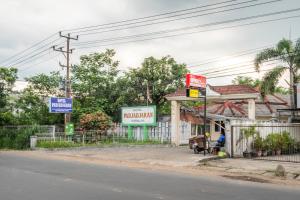 spot on 2341 hotel padjajaran 2