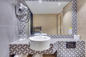 hotel lucien and marinette