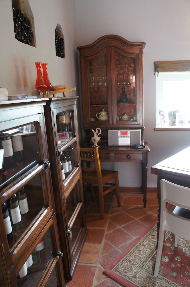 red wine guest house
