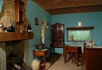 red wine guest house