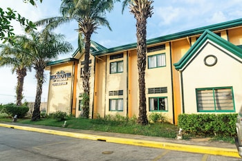 Microtel Inn By Wyndham Cabanatuan,Nueva Ecija>>Cabanatuan,3 star
