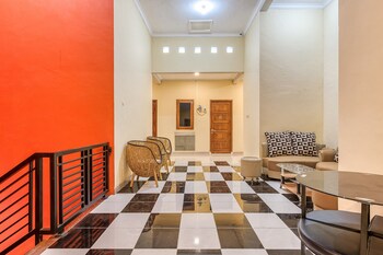 reddoorz syariah kertomenanggal surabaya