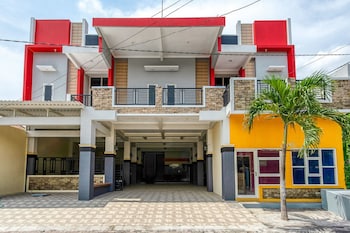 reddoorz syariah kertomenanggal surabaya