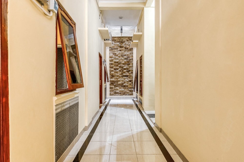 reddoorz syariah kertomenanggal surabaya