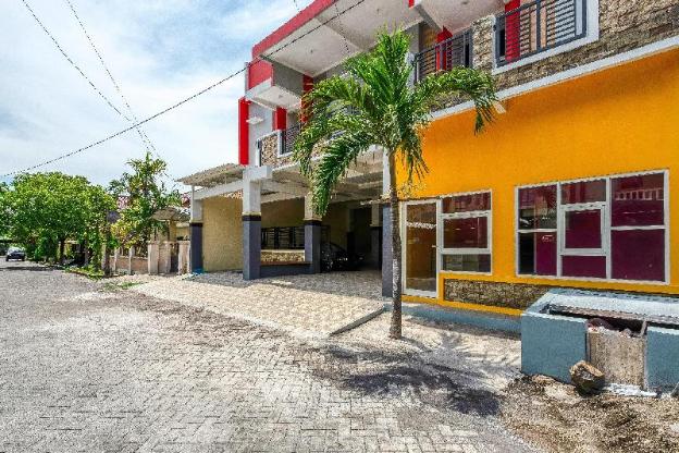 reddoorz syariah kertomenanggal surabaya