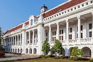 reddoorz hostel near ltc glodok