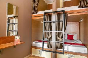reddoorz hostel near ltc glodok