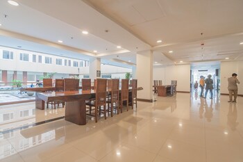 reddoorz apartment emerald towers bandung