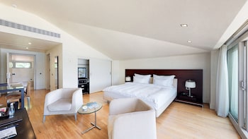 ajia hotel special class