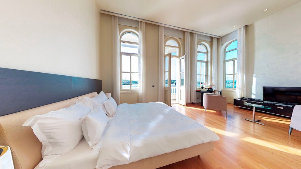 ajia hotel special class