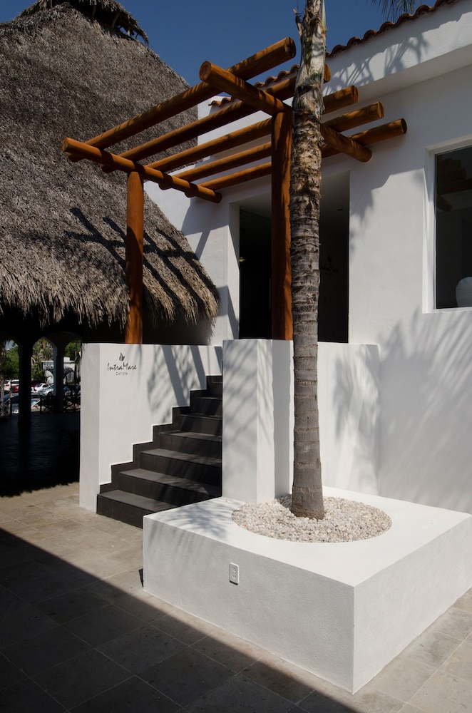 marival resort and suites