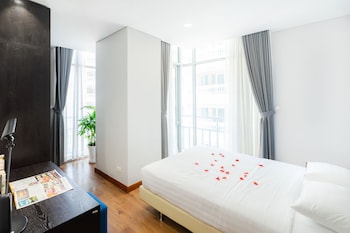 lancaster ho chi minh