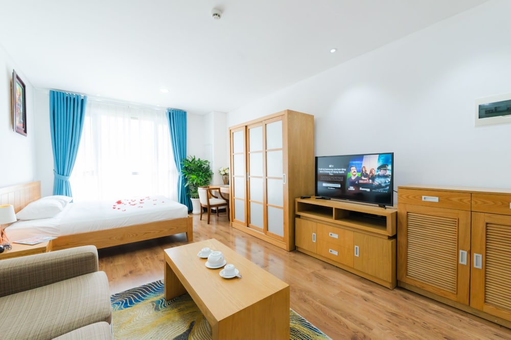 lancaster ho chi minh