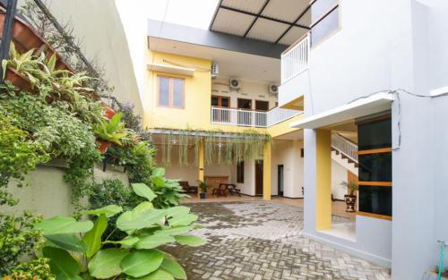 reddoorz jalan kedawung