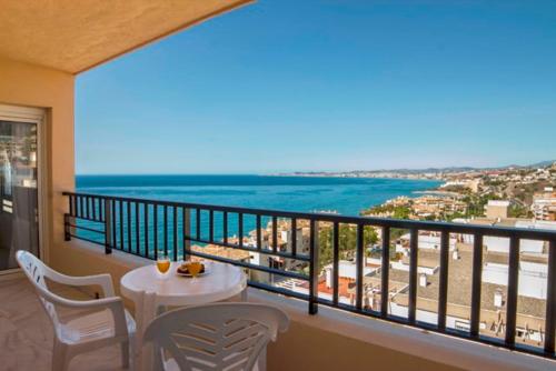 aparthotel first flatotel international