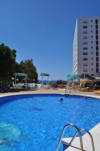 aparthotel first flatotel international