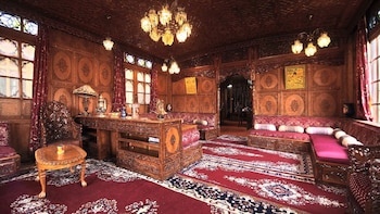 Meena Group Houseboats,Jammu And Kashmir>>Srinagar,2.5 star