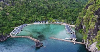lagen island resort
