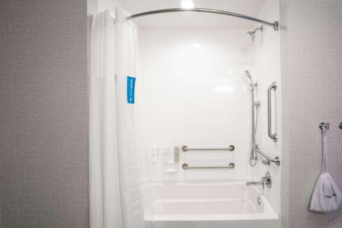 hampton inn by hilton huntley chicago