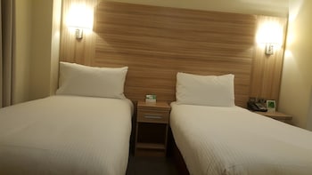 holiday inn london kensington high st an ihg hotel
