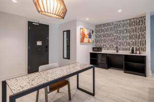 atwell suites miami brickell an ihg hotel