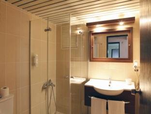 ustun otel alsancak