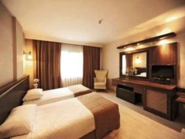 ustun otel alsancak