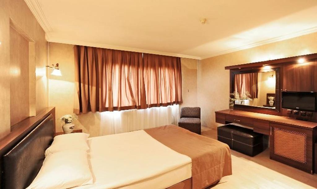 ustun otel alsancak