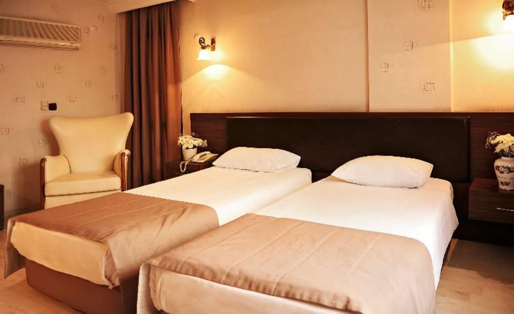 ustun otel alsancak
