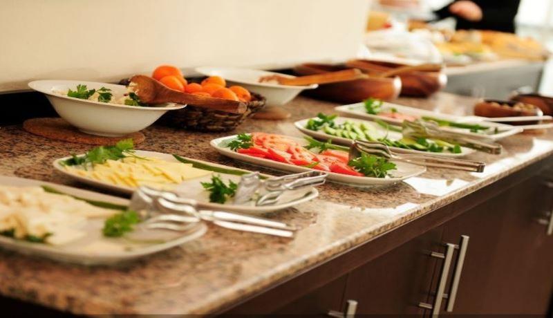 ustun otel alsancak