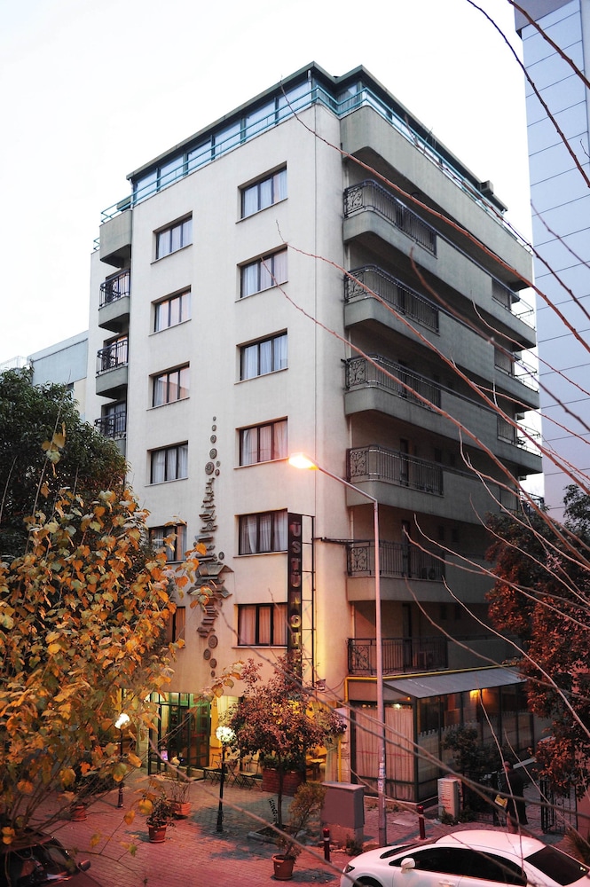 ustun otel alsancak