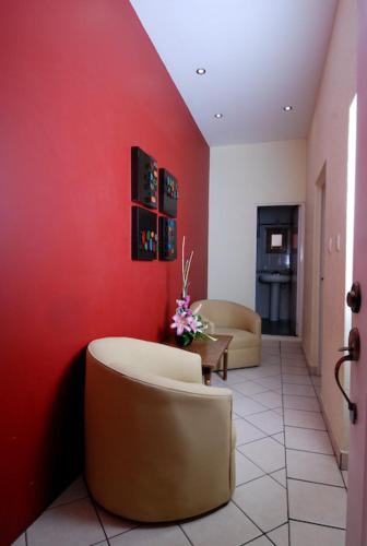 hotel and suites galeria