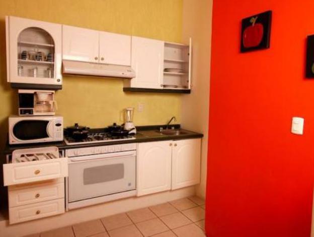 hotel and suites galeria