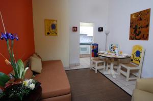 hotel and suites galeria
