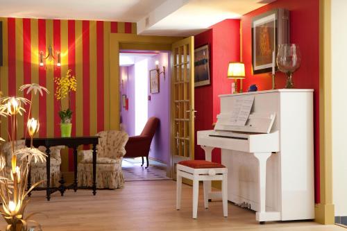 logis hotel o en couleur