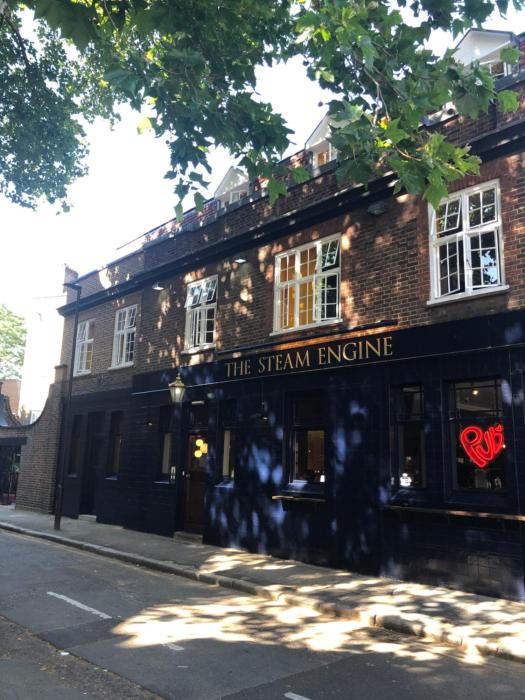 publove the steam engine hostel