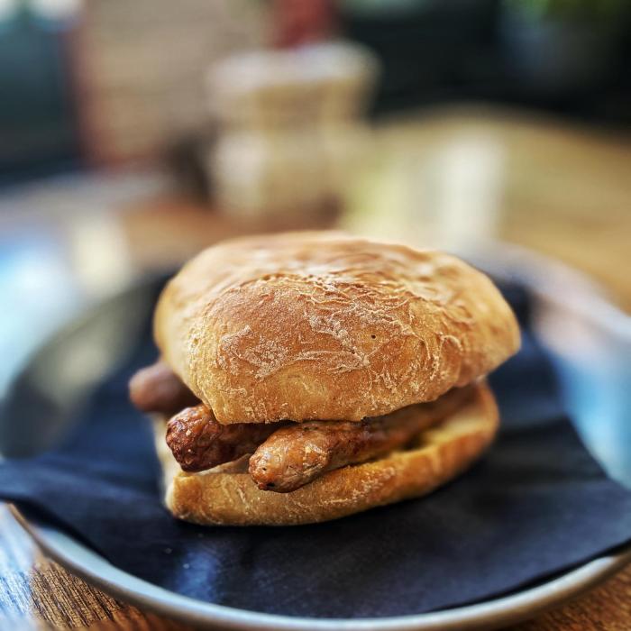 publove the steam engine hostel