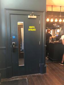 publove the steam engine hostel