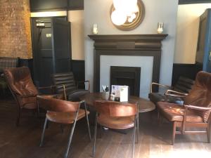 publove the steam engine hostel