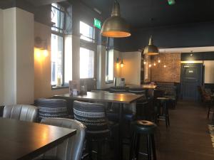 publove the steam engine hostel