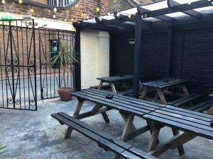 publove the steam engine hostel