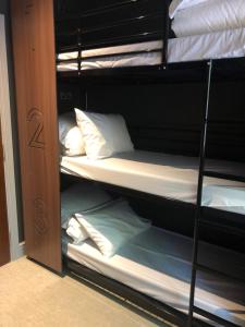 publove the steam engine hostel