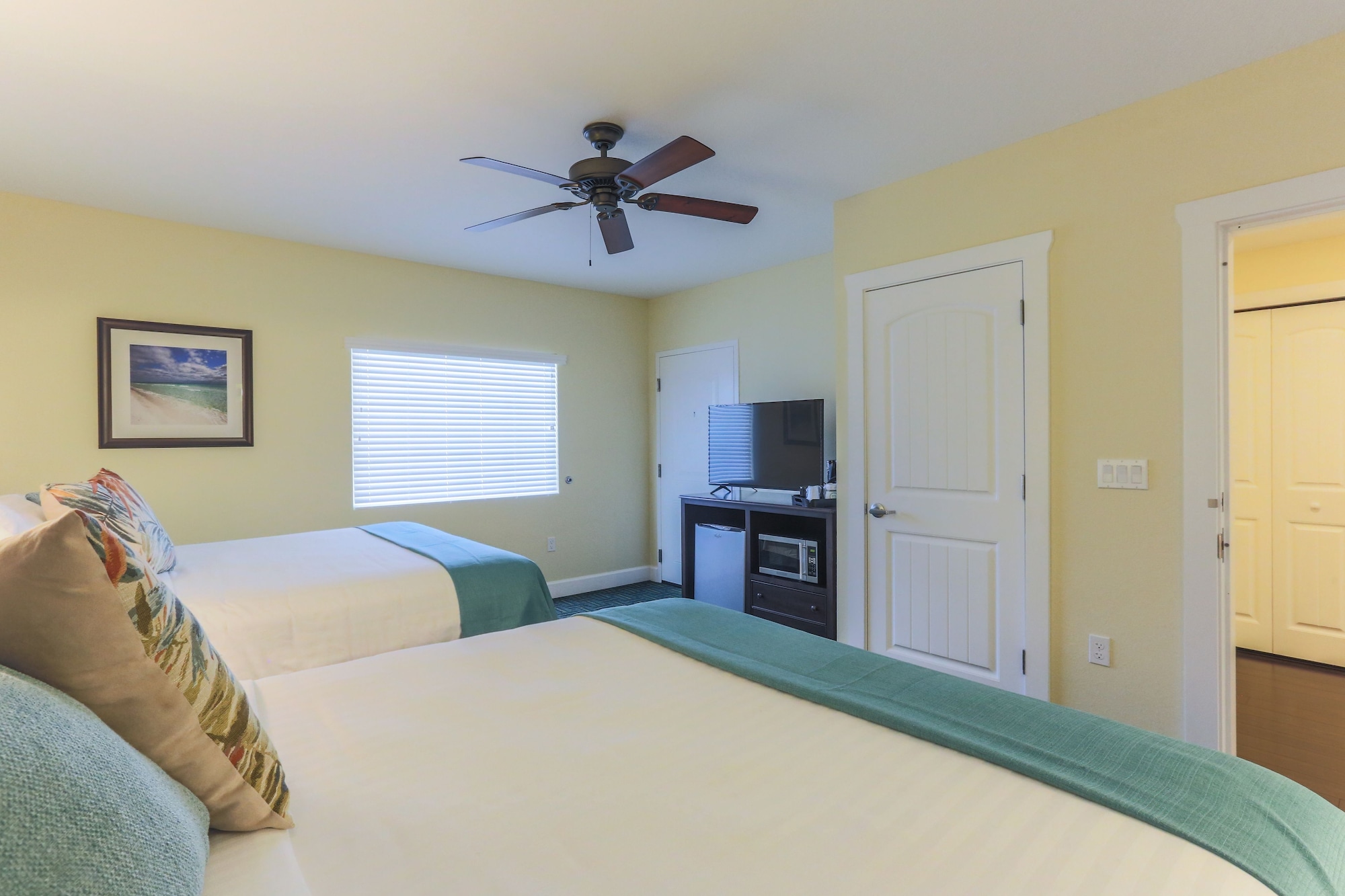 new hotel collection harbourside