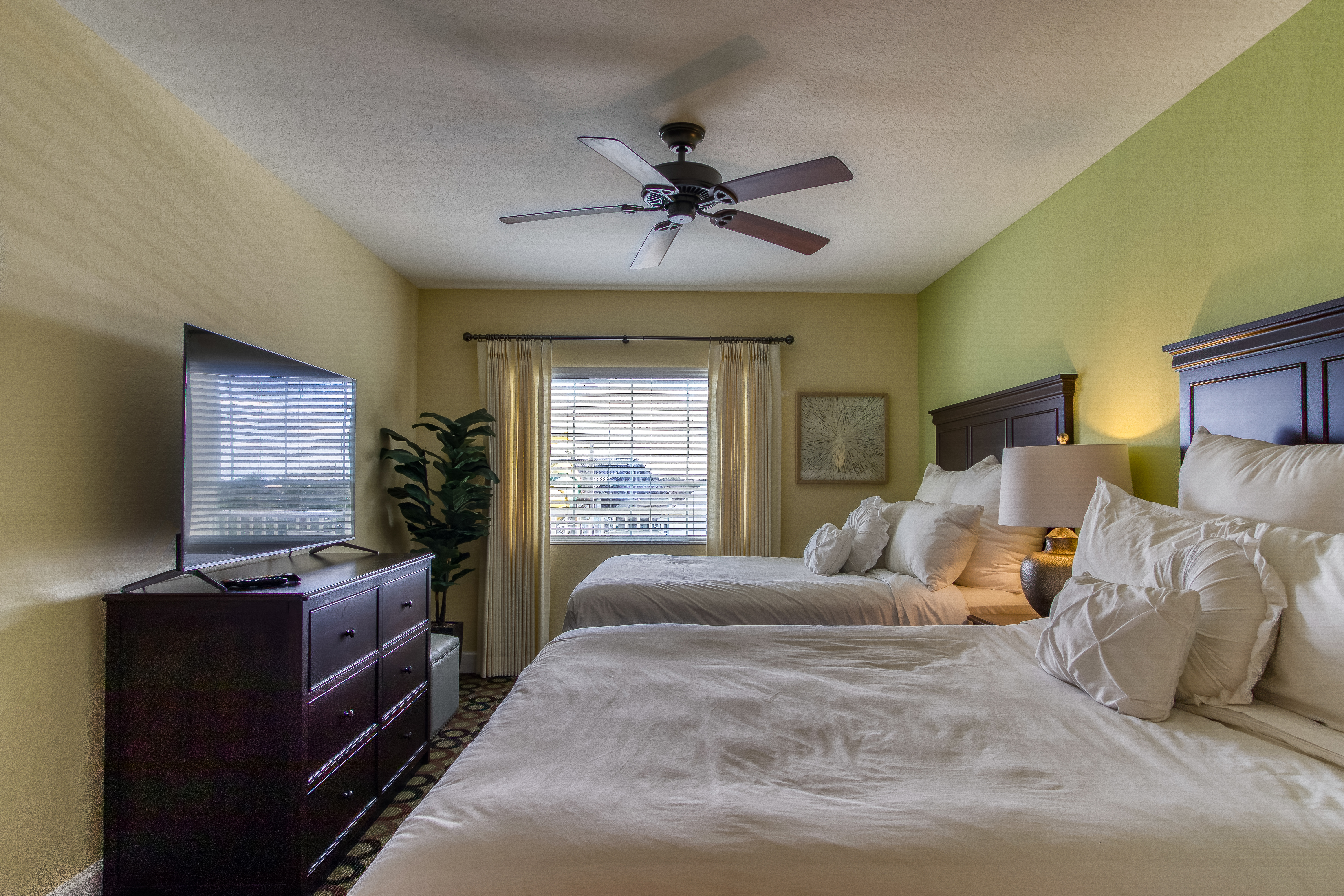 new hotel collection harbourside